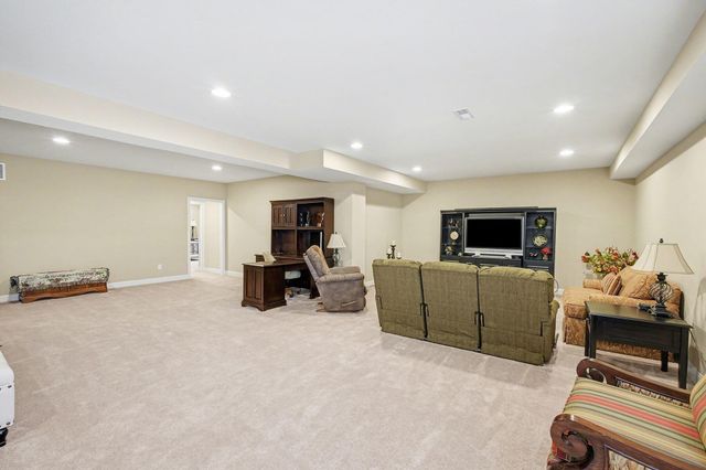 2589 Twin Hills Court, Union, KY 41091
