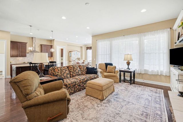 2589 Twin Hills Court, Union, KY 41091