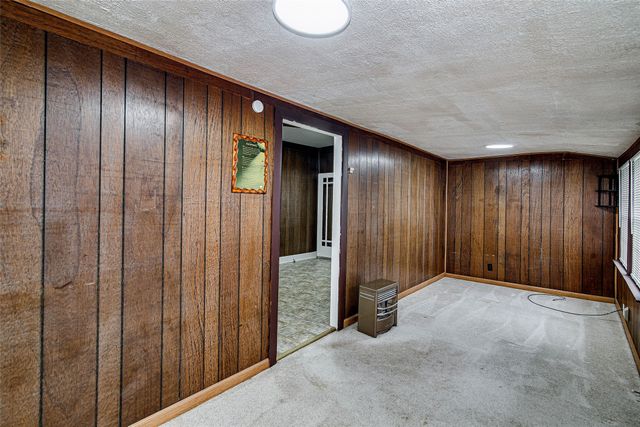 507 W Heard Street, Cleburne, TX 76033