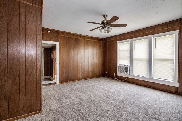 507 W Heard Street, Cleburne, TX 76033