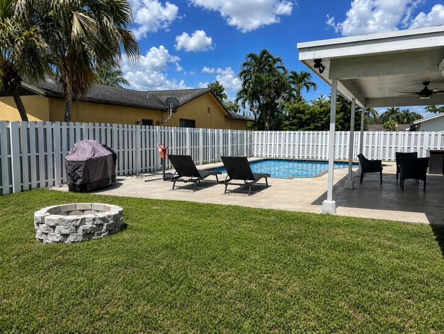 11100 NW 25th Court, Sunrise, FL 33322