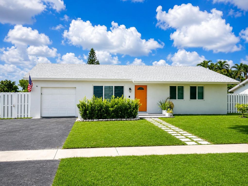 11100 NW 25th Court, Sunrise, FL 33322