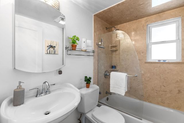 6364 6364 Noel Ave, Newark, CA 94560