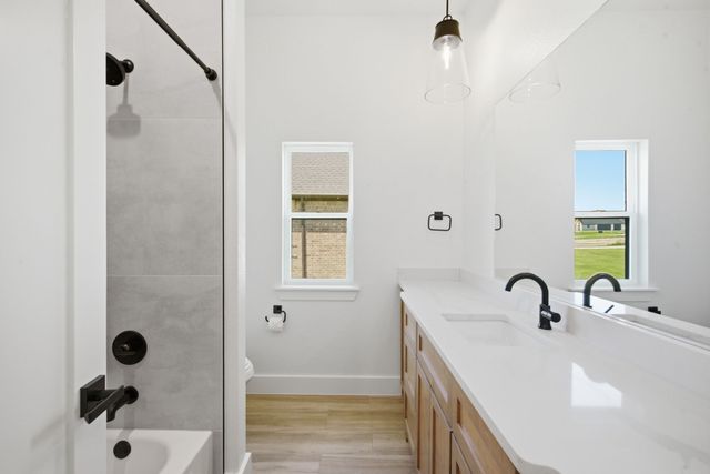 1053 Uplift Drive, Weatherford, TX 76087