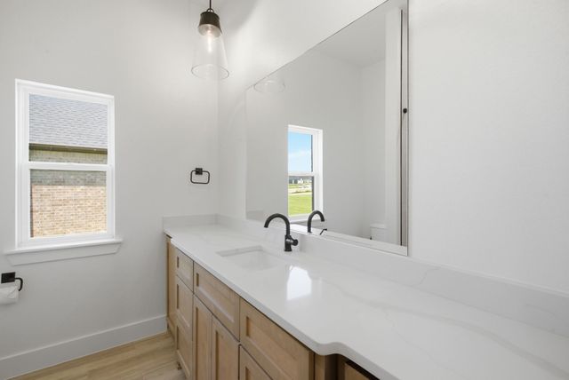 1053 Uplift Drive, Weatherford, TX 76087