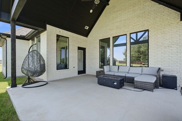 1053 Uplift Drive, Weatherford, TX 76087