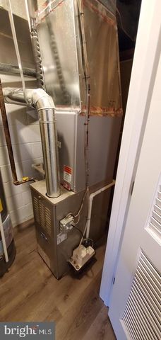 4007 SAINT AUGUSTINE LN, Baltimore, MD 21222