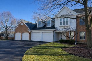 1403 Clove Court B, Mount Prospect, IL 60056