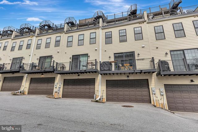 3613 FLEET ST, Baltimore, MD 21224