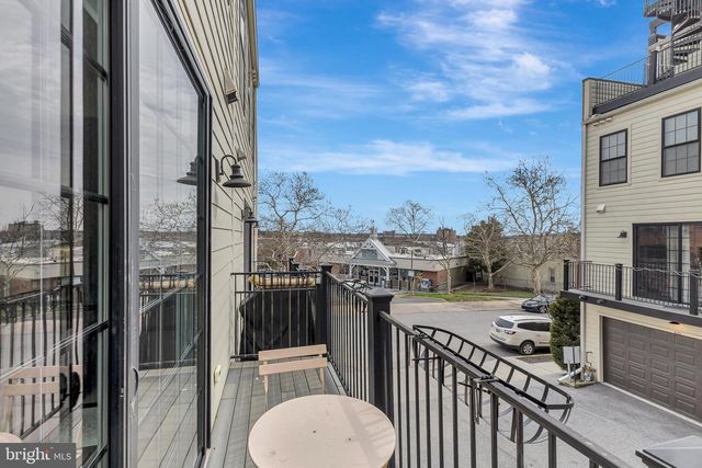 3613 FLEET ST, Baltimore, MD 21224