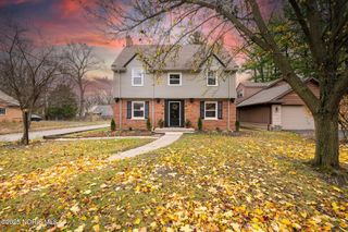 2838 Meadowwood Drive, Toledo, OH 43606