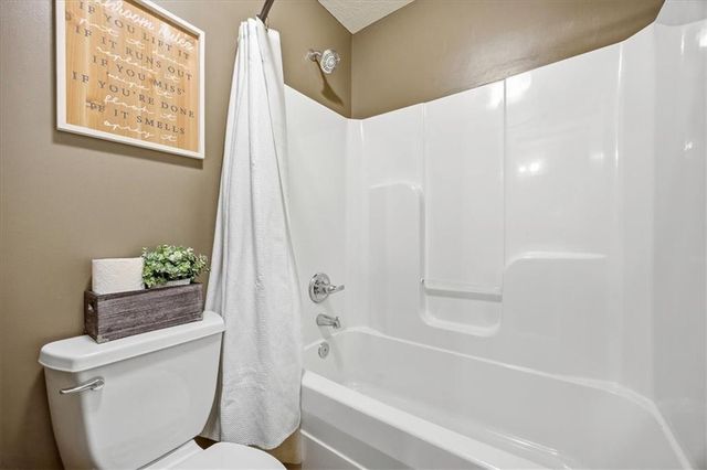 16630 Ingrid Street, Gardner, KS 66030