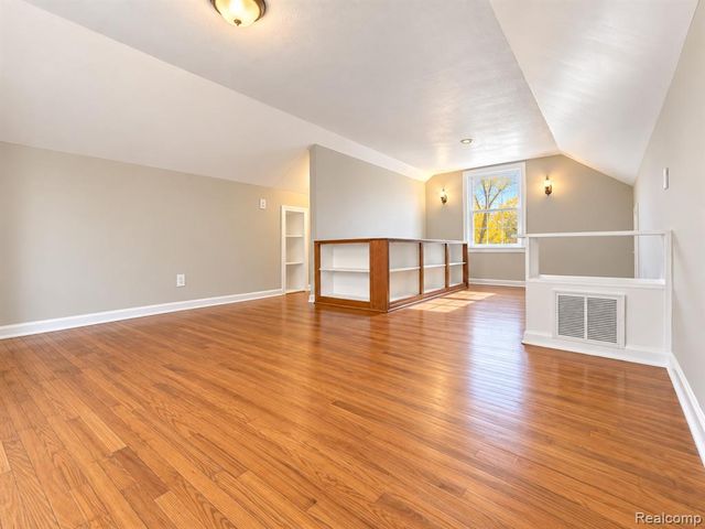 16317 Carlisle Street, Detroit, MI 48205
