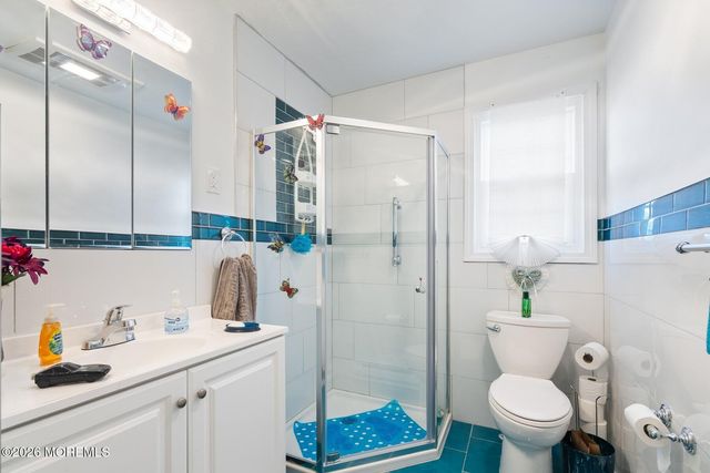 82 Parkway Drive B, Freehold, NJ 07728