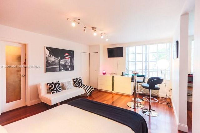 420 15th St 306, Miami Beach, FL 33139