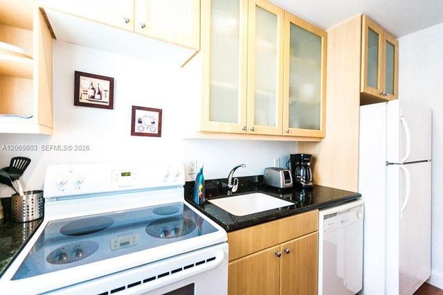 420 15th St 306, Miami Beach, FL 33139