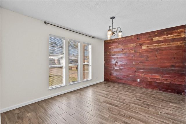 3705 Misty Cove Court, Dickinson, TX 77539