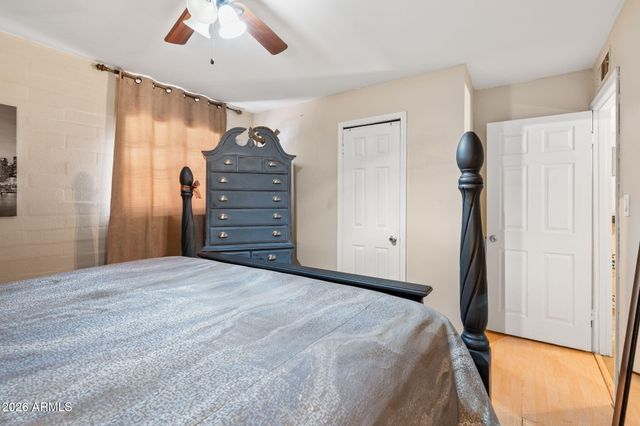 2939 E ANGELA Drive, Phoenix, AZ 85032