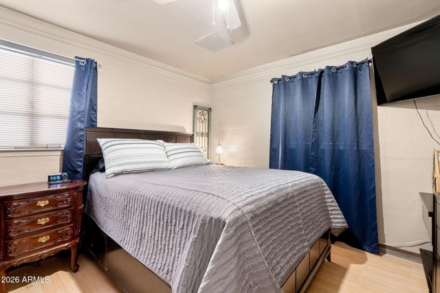 2939 E ANGELA Drive, Phoenix, AZ 85032
