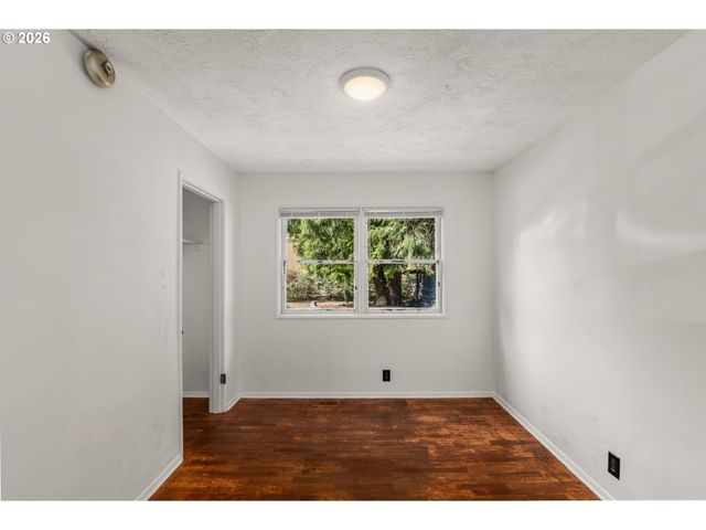 1731 Ne LIBERTY St, Portland, OR 97211