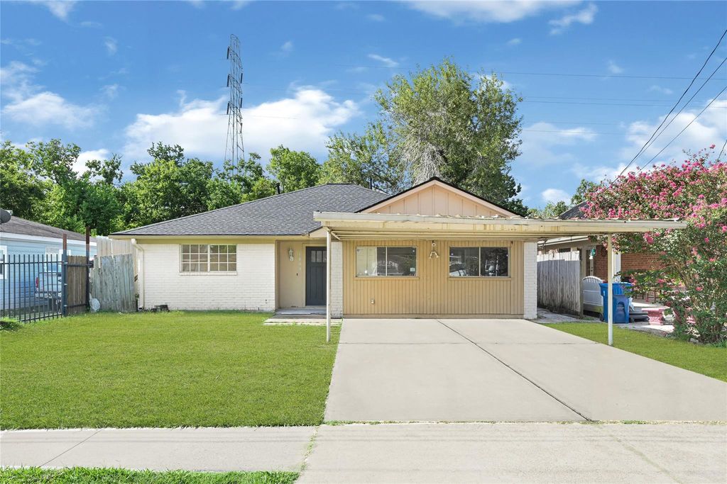 1008 Avenue N, South Houston, TX 77587