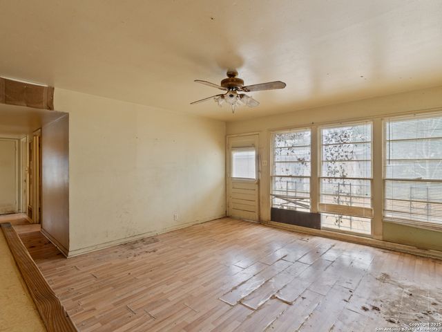 394 Anton, San Antonio, TX 78223