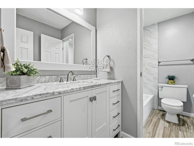 3240 Iris Avenue 205, Boulder, CO 80301