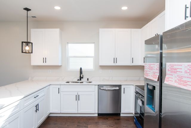 3226 Keystone Lakes Way, Indianapolis, IN 46237