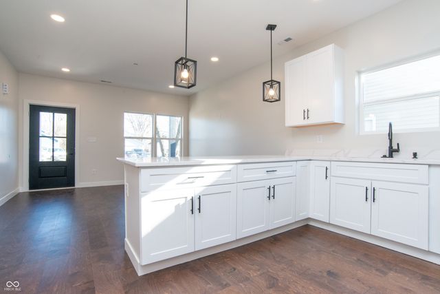 3226 Keystone Lakes Way, Indianapolis, IN 46237