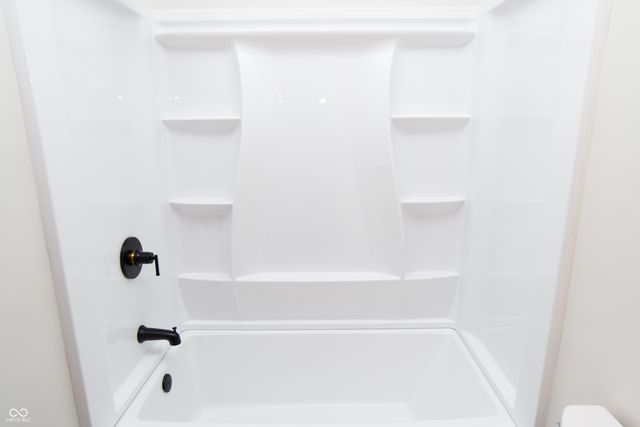 3226 Keystone Lakes Way, Indianapolis, IN 46237