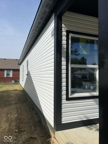 3226 Keystone Lakes Way, Indianapolis, IN 46237