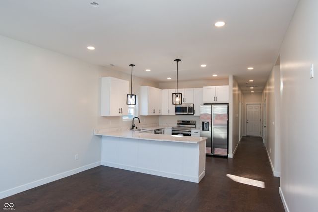 3226 Keystone Lakes Way, Indianapolis, IN 46237