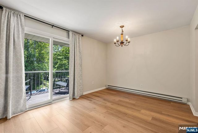 15 Cottage Unit 15-1B, Midland Park, NJ 07432