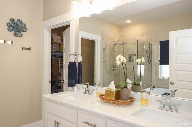 1947 Refuge Cir, Gulf Breeze, FL 32563