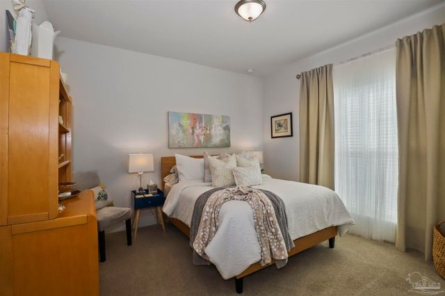 1947 Refuge Cir, Gulf Breeze, FL 32563