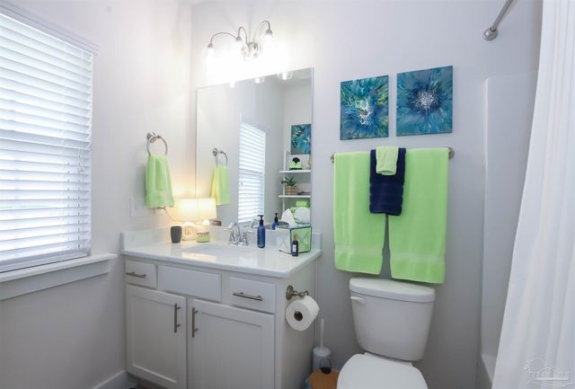 1947 Refuge Cir, Gulf Breeze, FL 32563