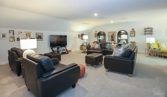 1947 Refuge Cir, Gulf Breeze, FL 32563