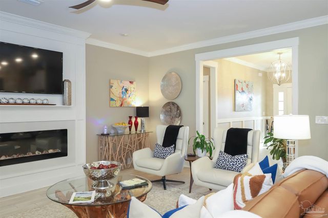 1947 Refuge Cir, Gulf Breeze, FL 32563