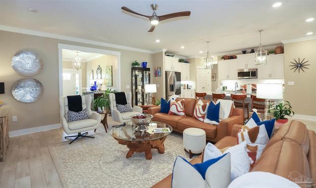 1947 Refuge Cir, Gulf Breeze, FL 32563