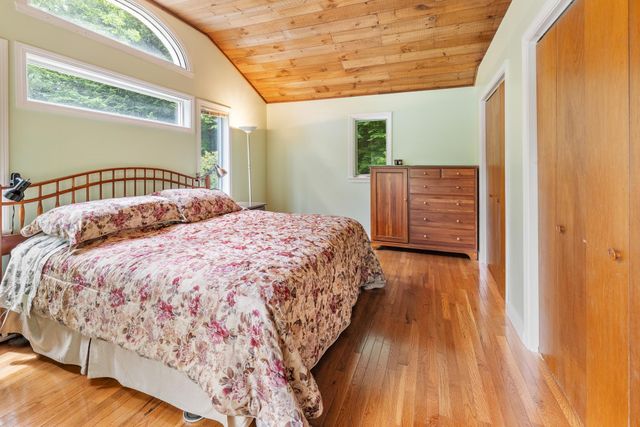 328 Hanover Center Road, Hanover, NH 03750