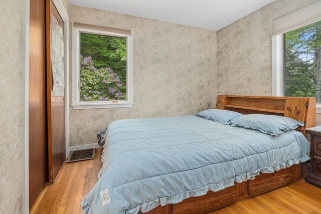 328 Hanover Center Road, Hanover, NH 03750