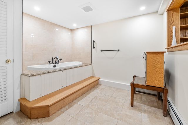 328 Hanover Center Road, Hanover, NH 03750