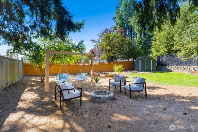 17027 37th Avenue S, Seatac, WA 98188