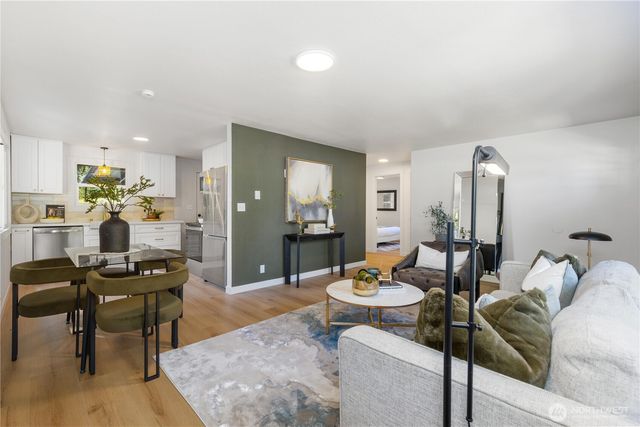 17027 37th Avenue S, Seatac, WA 98188
