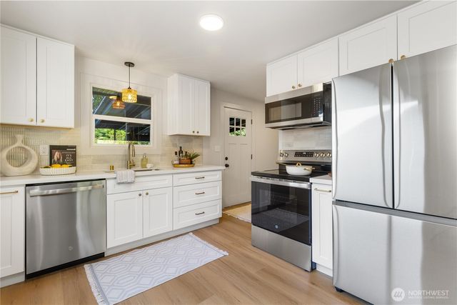 17027 37th Avenue S, Seatac, WA 98188