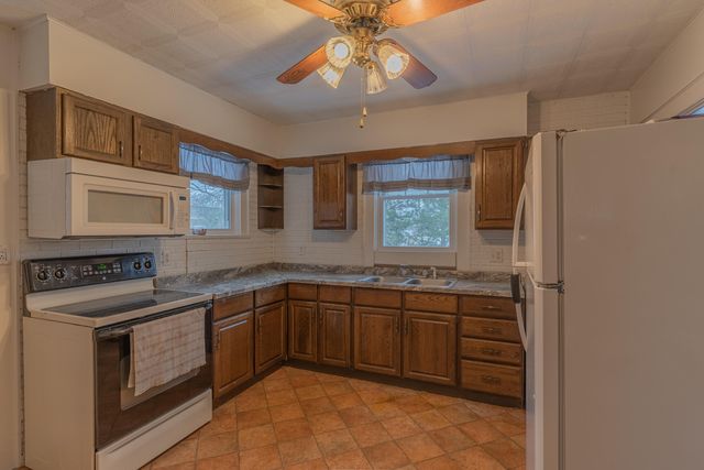 42 Concord Avenue, Fort Thomas, KY 41075