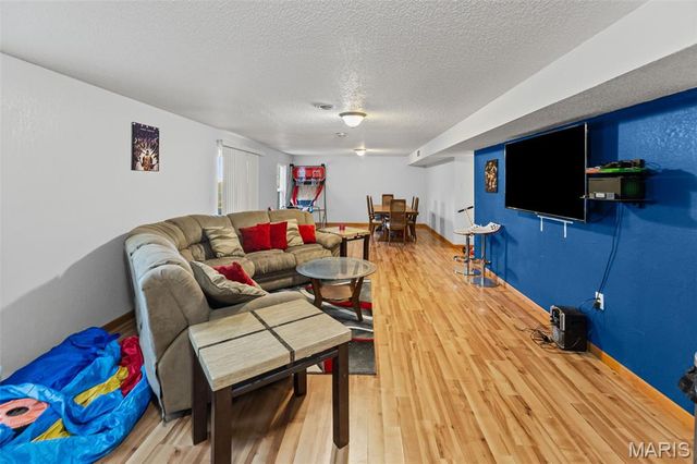 1733 Lombardi Court, Swansea, IL 62226