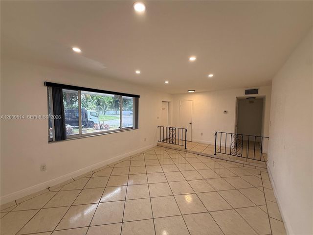 170 NE 174th Street, Miami, FL 33162