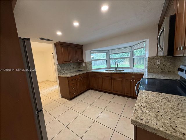 170 NE 174th Street, Miami, FL 33162