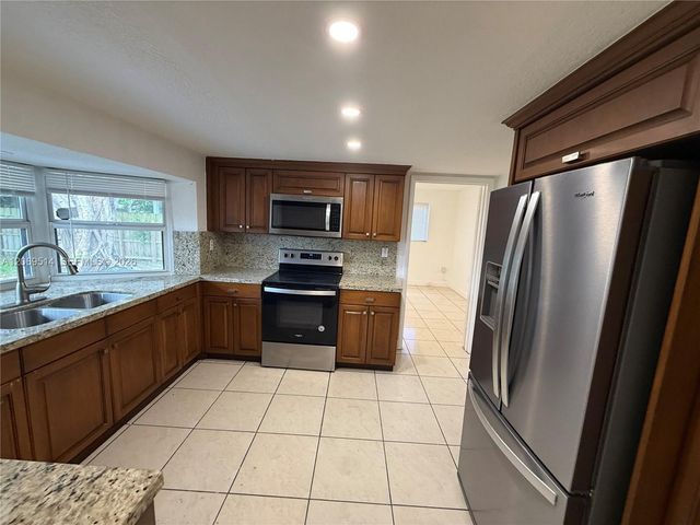 170 NE 174th Street, Miami, FL 33162